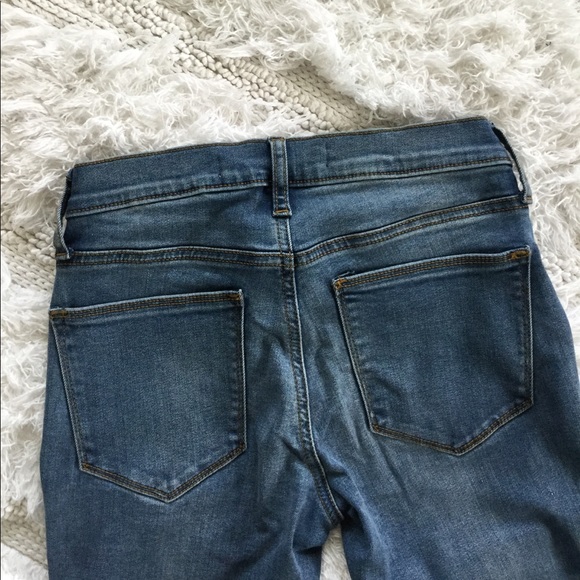 Petite Mid Rise Legging Jeans - Picture 3 of 6